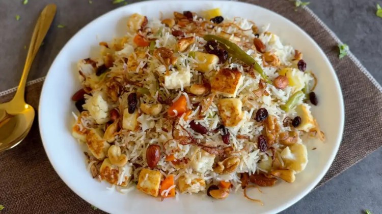 NAVRATAN PULAO on a serving plate