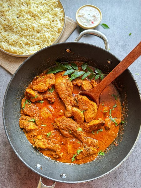 chicken-masala-kerala-style-curry-loves