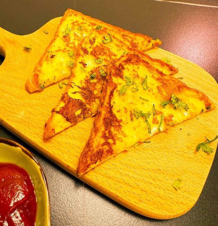 egg-masala-bread-toast-curry-loves