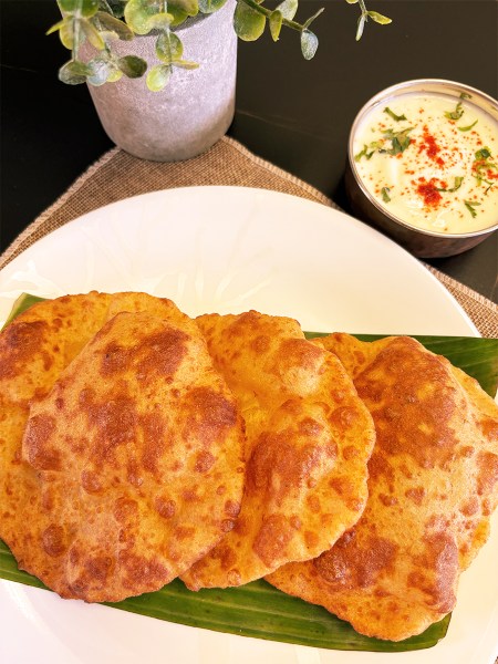 masala-poori-curry-loves