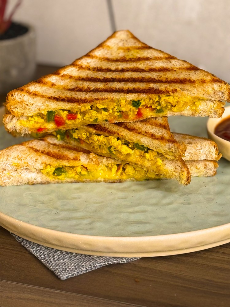 egg-masala-sandwich-curry-loves