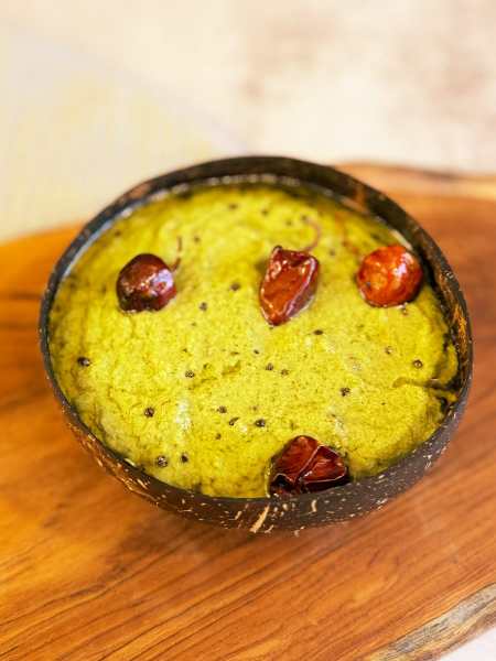coriander-coconut-chutney-curry-loves